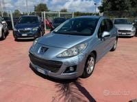 Gebraucht Peugeot 207 92 PS (67 kW) 2011 Grau Limousine
