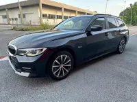 Usata BMW 320 Sport Line 163 CV (119 kW) 2022 Black sapphire metallic Station wagon
