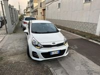 Usata Kia Rio Active 83 CV (61 kW) 2016 Bianco Utilitaria