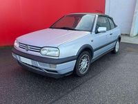 Usata VW Golf Cabriolet Classicline 101 CV (74 kW) 1996 Argento Cabrio