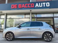 Usata Peugeot 208 Allure 101 CV (74 kW) 2025 Grigio Utilitaria