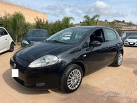 Usata Fiat Grande Punto 69 CV (50 kW) 2010 Nero Utilitaria