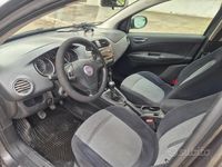 Usata Fiat Bravo Emotion 120 CV (88 kW) 2009 Marrone Utilitaria