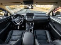 Usata Lexus NX300h Luxury Line 197 CV (144 kW) 2015 Argento SUV