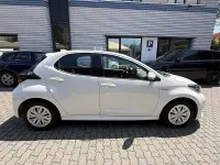 Usata Toyota Yaris 92 CV (67 kW) 2020 Bianco / pastello Utilitaria