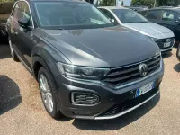 Usata VW T-Roc 116 CV (85 kW) 2019 Grigio SUV