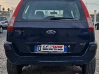 Usata Ford Fusion Titanium 80 CV (58 kW) 2009 Blu/azzurro Utilitaria