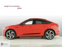 Usata Audi SQ8 e-tron Sport 369 kW (503 CV) 2024 Rosso soneira metallizzato SUV