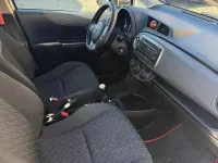 Usata Toyota Yaris Sol 69 CV (50 kW) 2012 Bianco Utilitaria