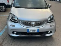 Usata Smart ForFour 90 CV (66 kW) 2015 Grigio Utilitaria