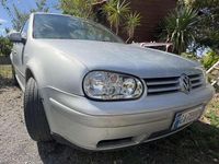 Usata VW Golf IV 101 CV (74 kW) 2002 Argento Berlina