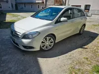 Usata Mercedes B180 2012 Bianco Utilitaria