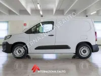 Nuova Opel Combo 101 CV (74 kW) 2025 Bianco Monovolume