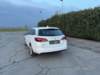Usata Opel Astra Innovation 110 CV (80 kW) 2018 Bianco Station wagon