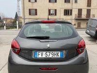 Usata Peugeot 208 Allure 83 CV (61 kW) 2019 Grigio Utilitaria