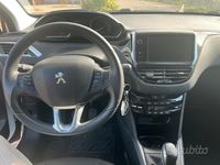 Occasion Peugeot 208 82 ch (60 kW) 2014 Blanc Citadine