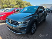 Usata VW T-Roc Advance 150 CV (110 kW) 2021 Grigio SUV