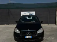 Usata Mercedes A160 Premium 82 CV (60 kW) 2012 Nero Utilitaria
