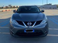 Usata Nissan Qashqai N-Connecta 131 CV (96 kW) 2017 Grigio SUV
