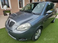 Usata Lancia Ypsilon 60 CV (44 kW) 2009 Grigio Utilitaria