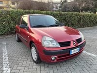 Usata Renault Clio II 74 CV (54 kW) 2004 Rosso Berlina