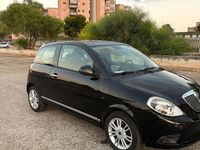 Usata Lancia Ypsilon 69 CV (50 kW) 2011 Nero Utilitaria