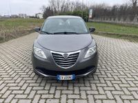 Usata Lancia Ypsilon Gold 85 CV (62 kW) 2014 Grigio Utilitaria