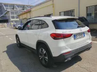 Usata Mercedes GLA200 150 CV (110 kW) 2021 Bianco SUV