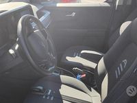 Usata Ford Tourneo 125 CV (91 kW) 2024 Monovolume