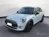 Usata Mini Cooper D 116 CV (85 kW) 2016 Grigio Utilitaria