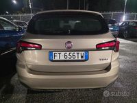 Usata Fiat Tipo Lounge 120 CV (88 kW) 2019 Marrone Station wagon