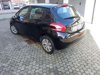 Usata Peugeot 208 Access 82 CV (60 kW) 2013 Utilitaria