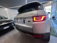 Usata Land Rover Range Rover evoque 150 CV (110 kW) 2018 Argento SUV