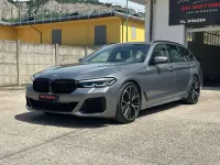 Usata BMW 530 M Sport 249 CV (183 kW) 2023 Grigio Station wagon