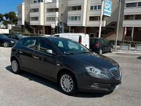 Usata Lancia Delta 121 CV (88 kW) 2010 Marrone Utilitaria