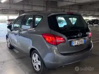 Usata Opel Meriva 120 CV (88 kW) 2016 Marrone Monovolume