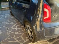Usata VW up! Highline 75 CV (55 kW) 2012 Blu Utilitaria