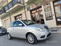 Usata Lancia Ypsilon 60 CV (44 kW) 2010 Grigio Utilitaria