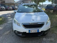 Usata Peugeot 2008 Active 75 CV (55 kW) 2016 Bianco SUV