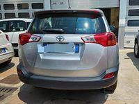 Usata Toyota RAV4 Style 123 CV (90 kW) 2015 Grigio Berlina