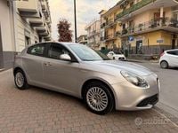 Usata Alfa Romeo Giulietta 120 CV (88 kW) 2017 Nero Utilitaria