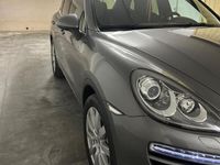 Usata Porsche Cayenne 245 CV (180 kW) 2011 Grigio SUV