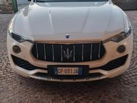 Usata Maserati Levante 275 CV (202 kW) 2022 Bianco SUV