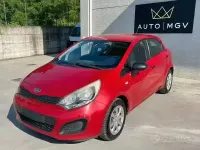 Usata Kia Rio EX 75 CV (55 kW) 2012 Rosso Berlina