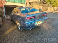 Usata Alfa Romeo 156 116 CV (85 kW) 2003 Bluazzurro Berlina