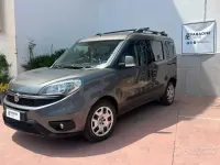 Usata Fiat Doblò Lounge 120 CV (88 kW) 2015 Grigio Monovolume