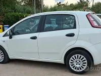 Usata Fiat Grande Punto S 69 CV (50 kW) 2012 Bianco Utilitaria