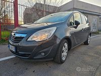 Usata Opel Meriva 120 CV (88 kW) 2012 Grigio Monovolume