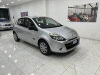 Usata Renault Clio II 65 CV (47 kW) 2011 Argento Utilitaria
