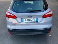 Begagnad Ford Focus Titanium 115 HK (84 kW) 2011 Grå Kombi